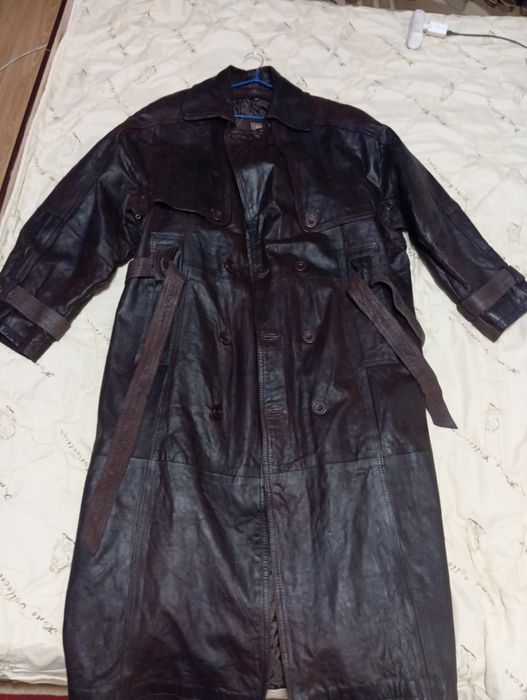 Кожаный плащ. В идеальном состоянии.