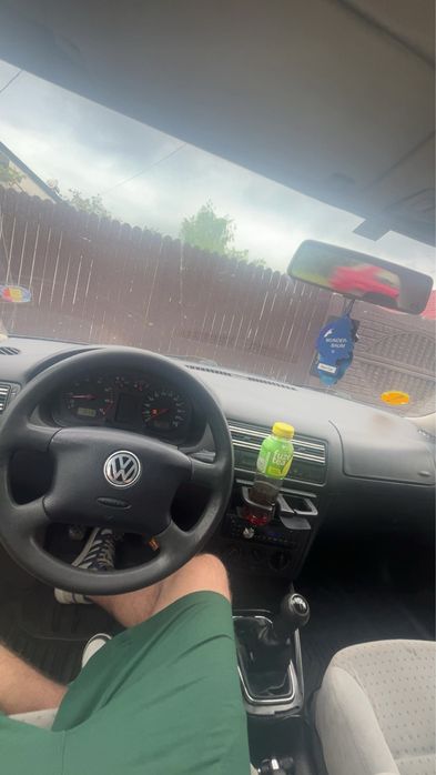 Golf 4 1.4 16v .