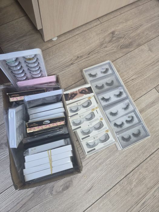 Продам накладные ресницы