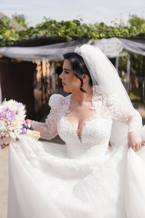 Rochie mireasa  stare impecabila