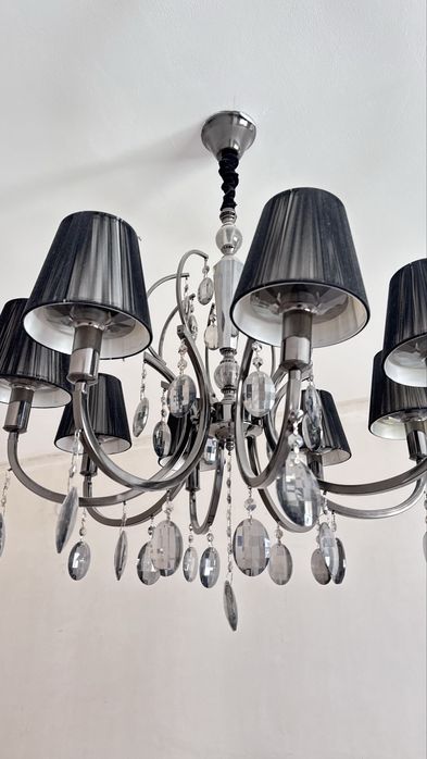 Продам Люстру 20.000