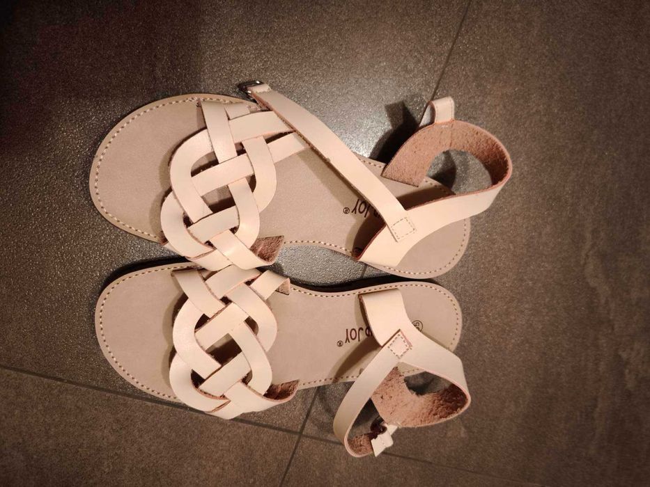 Детски сандали за момиче