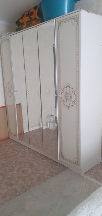 Спални гарнитуры