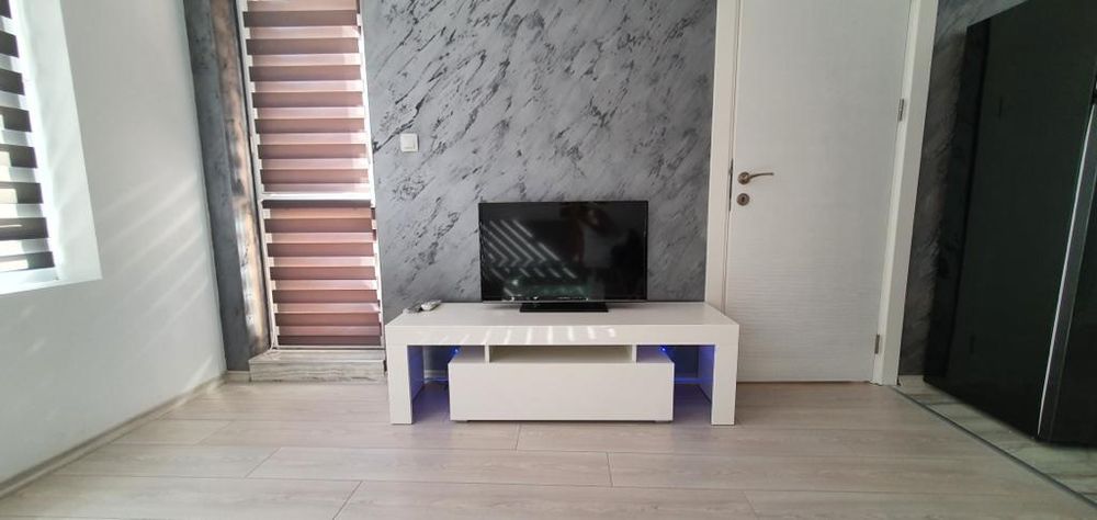 Дава се под наем Двустаен апартамент в Пловдив, Старият град - 65 кв.м за 418.71 € - Снимка #2