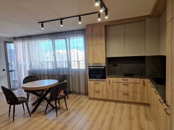 Продава се Тристаен апартамент в София, Слатина - 105 кв.м за 1800 €/кв.м - Снимка #2