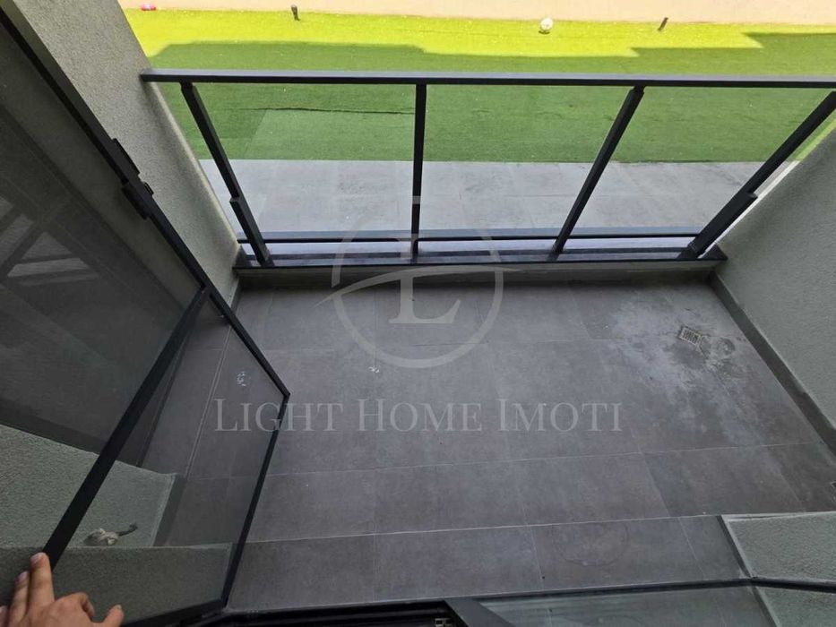 Продава се Тристаен апартамент в Пловдив, Христо Смирненски - 126 кв.м за 1739 €/кв.м - Снимка #16