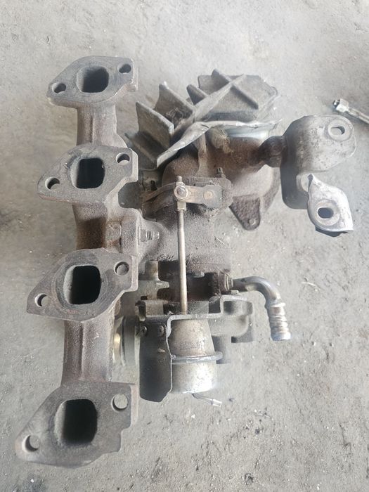 Lichidare stoc Turbina Renault Clio 4 1.5 DCI K9K Euro 5 din 2010 cod: