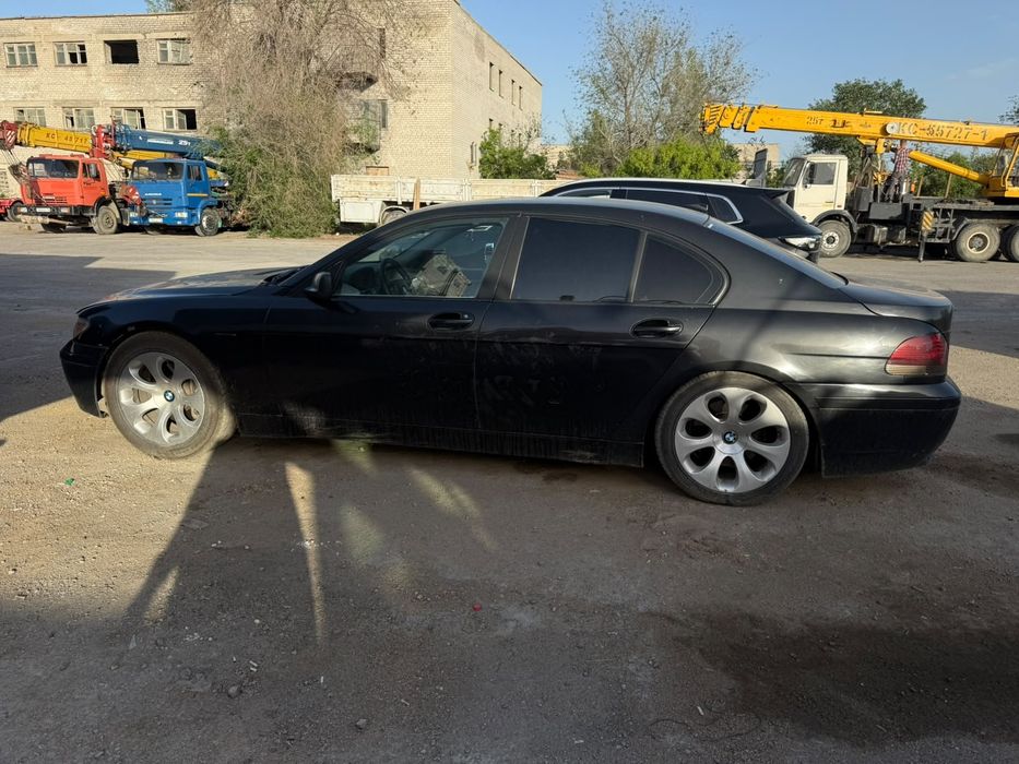 Продам БМВ 735/е65
