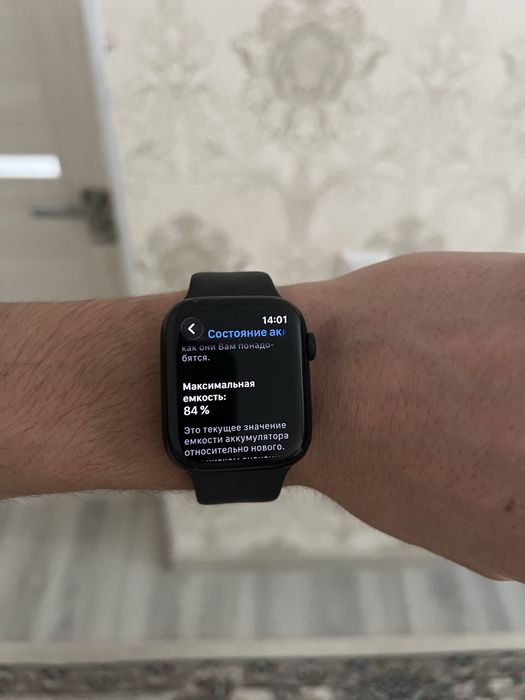 Iwatch 7/45 black holati yaxshi