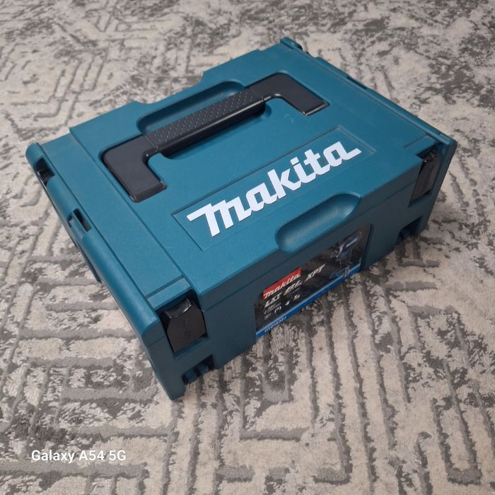 Аккумуляторный шуруповёрт Makita в кейсе — мощь и удобство в одном