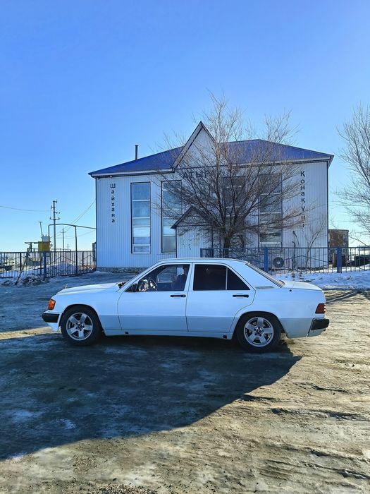 Мерс 190 об 2,3 карбюратор