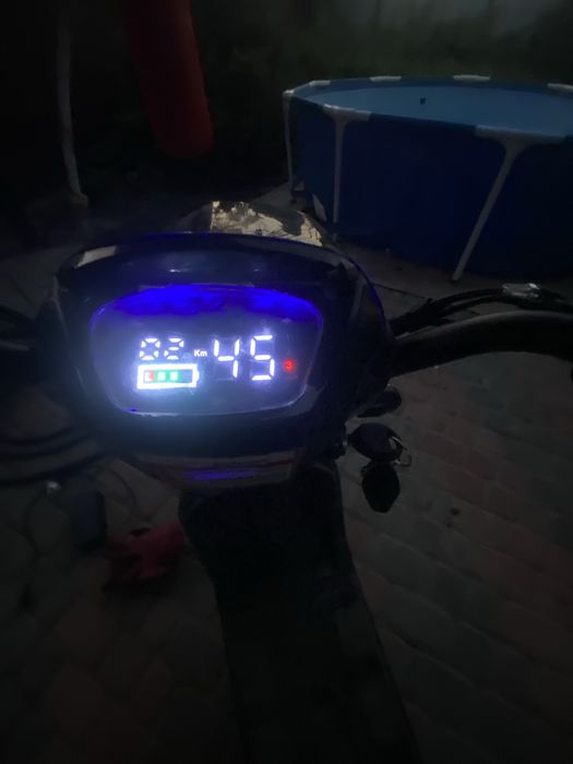 продам скутер sk8