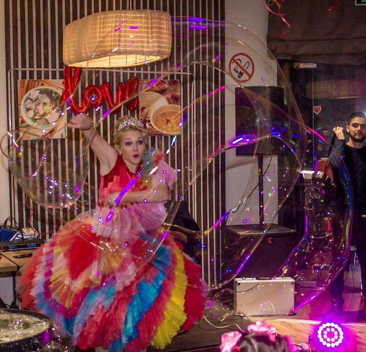 Сказочное шоу мыльных пузырей