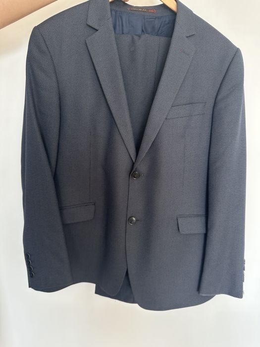 Продам мужской костюм