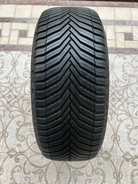 Donali michelin balon sotiladi 235/50/19