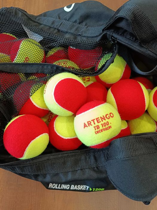 Тенис топки и ракети