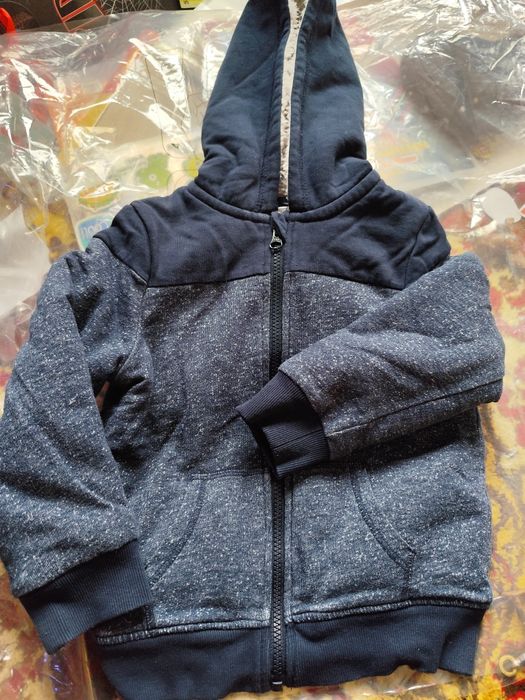 Дебел суичър/яке/жишетка с цип и качулка Лупилу 5/6год