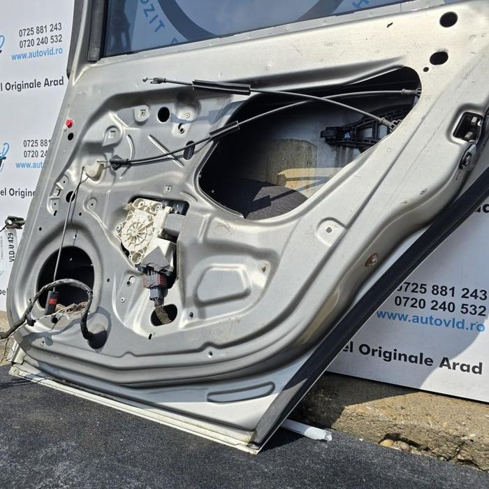 Portiera usa Z158 dreapta spate Opel Vectra C facelift