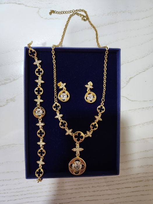 Бижутерия Swarovski