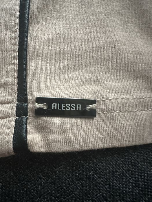 Alessa потник в бежово