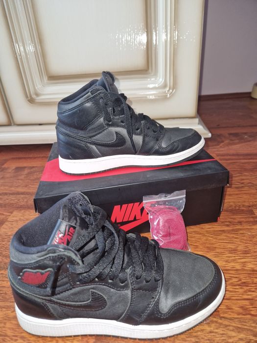 Jordan 1 High Retro