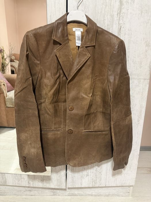 Двете палта за 30лв от естествена кожа