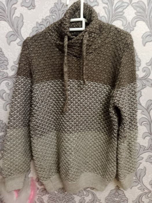 Тёплые свитера..