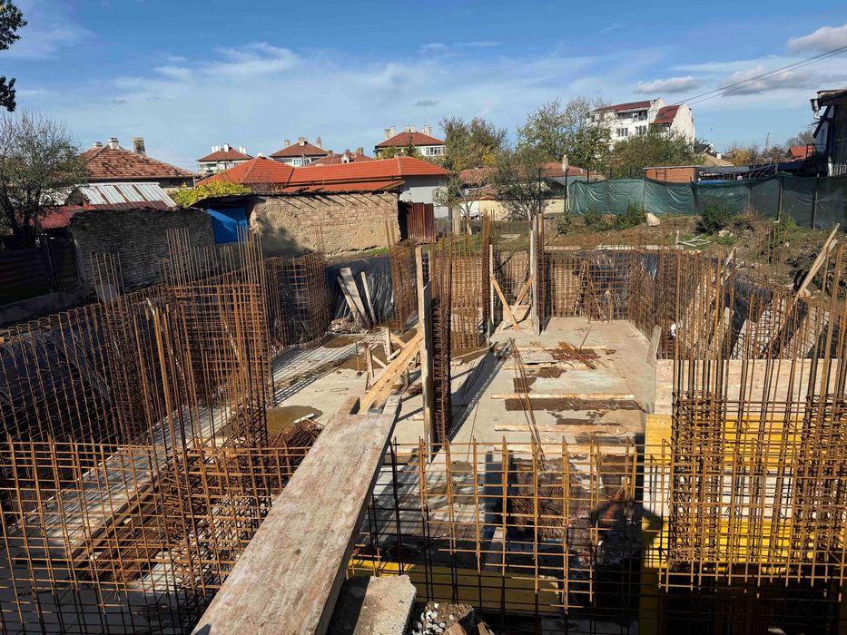 Продава се Тристаен апартамент в Търговище, Център - 100 кв.м за 587 €/кв.м - Снимка #4