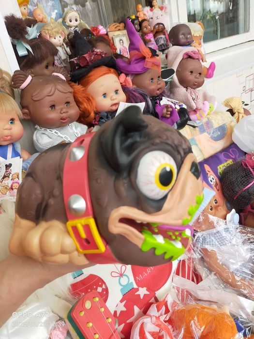 Продам мопса хрюкающего, пукающего и мн.др.,