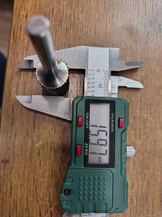 Борче за стомана