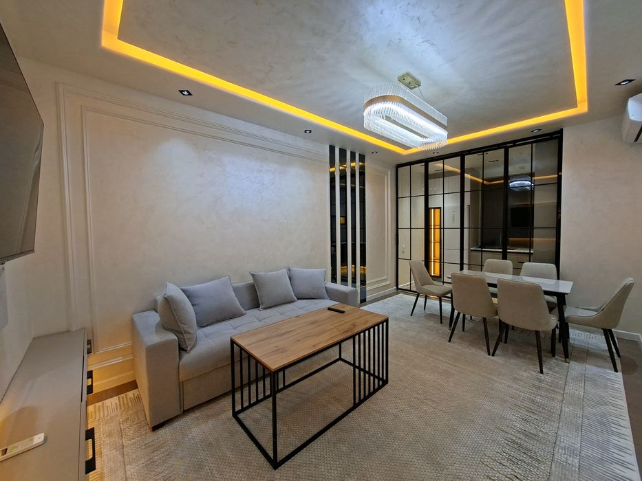 Shota Rustavelida 3 xona novostroykadan