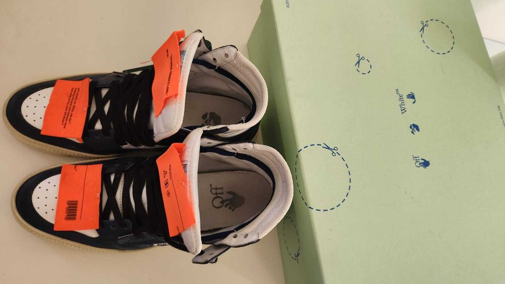 Off White - Adidaşi - Dimensiune: Shoes EU 42, UK 8, US 9