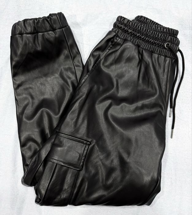 Кожен панталон Urban Classics