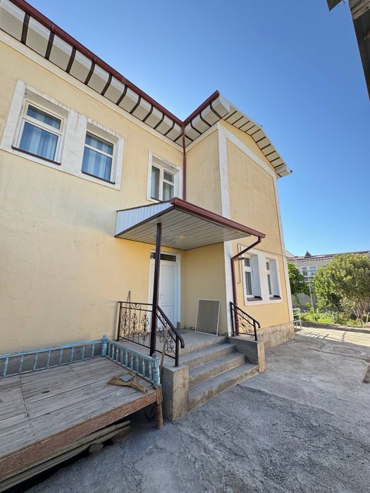 2 каватли 3 хонали катте ижарага берилади