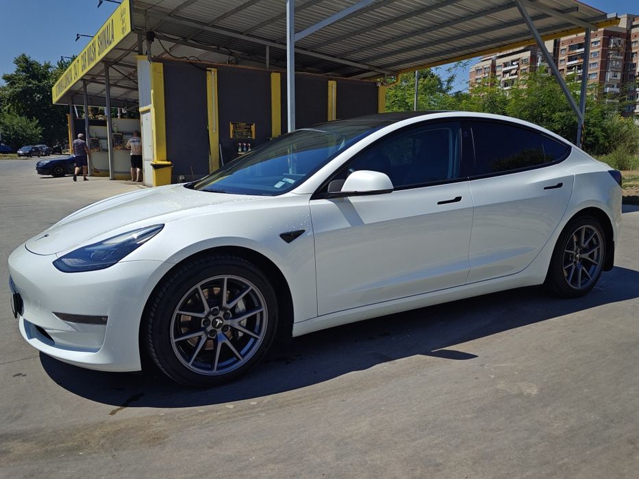 Tesla Model 3 Long Range Dual Motor AWD
