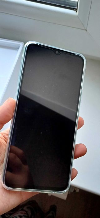 телефон  Vivo Y03