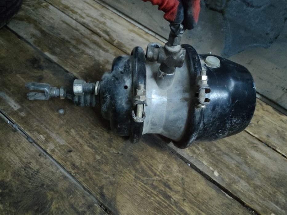 Энергоакумулятор вольва