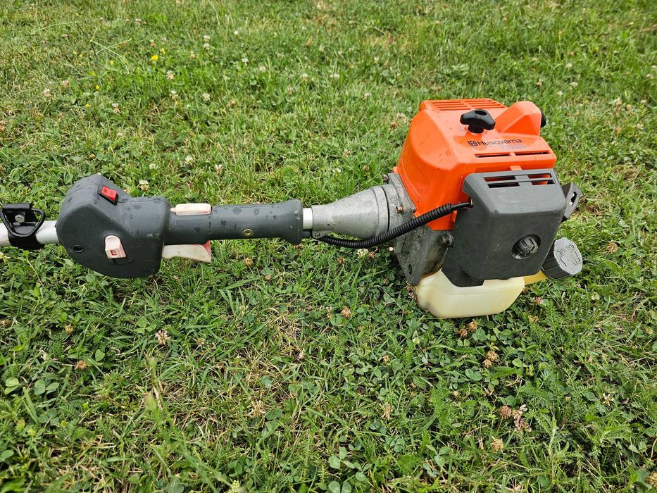 Моторна Коса HUSQVARNA 132.RJ. Перфектна..