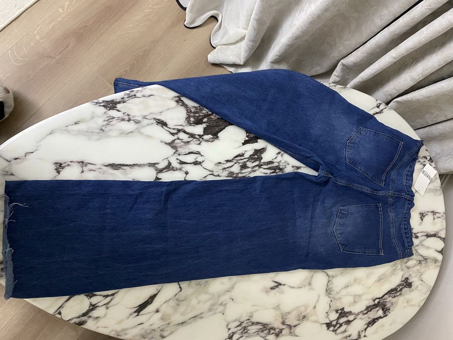 Продам джинсы за 10 тыс новые