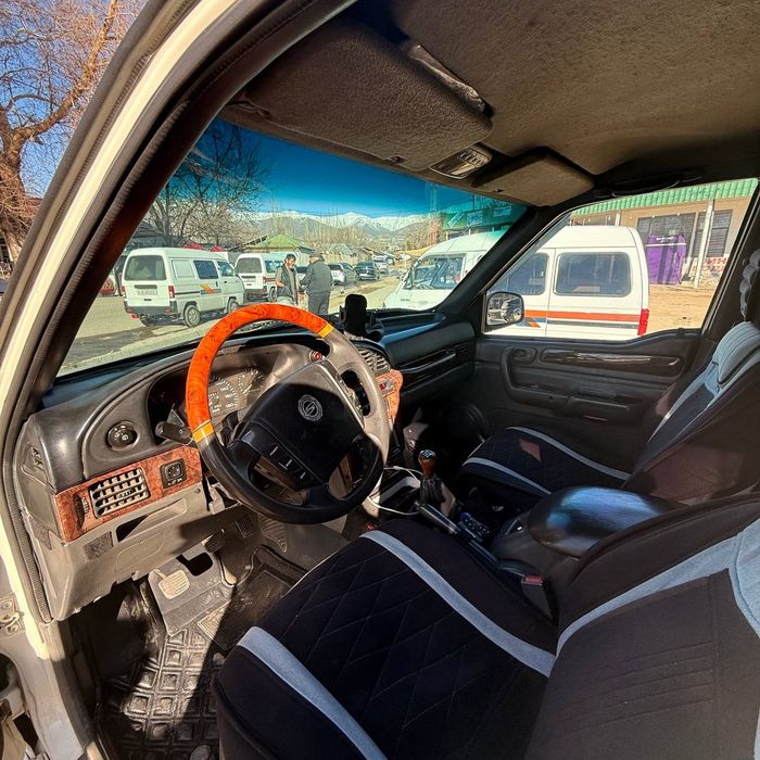 Автомашина Жип МУССО