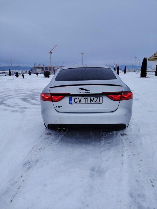 Jaguar XF 2016 schimb