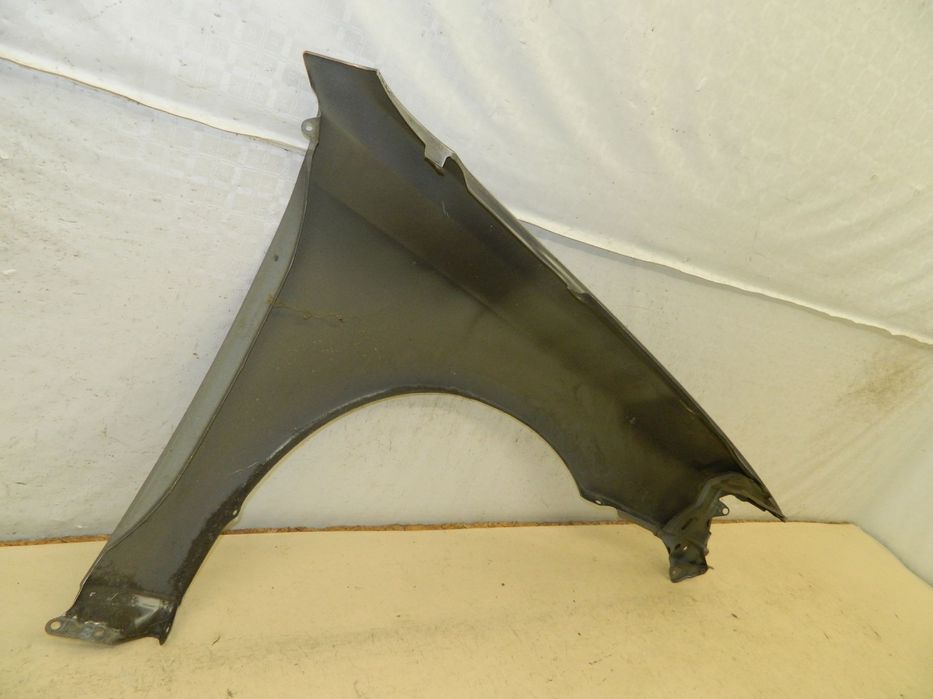 Aripa stanga fata Subaru Legacy  /  Outback, 2003, 2004, 2005, 2006, 2007, 2008, 2009