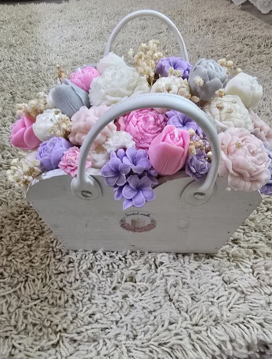 Buchet flori de ceară naturală(soia), handmade ideal pentru cadouri