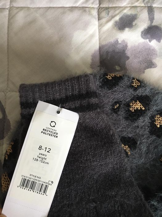 шапка с ръкавици, плетени