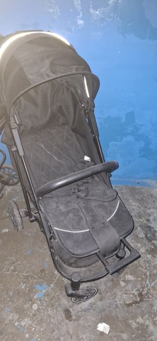 Срочно продам коляску