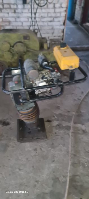 Продам вибротрамбовку