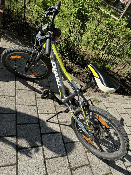 Bicicleta giant copii 20 inch