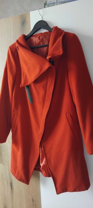 Дамски якета            .