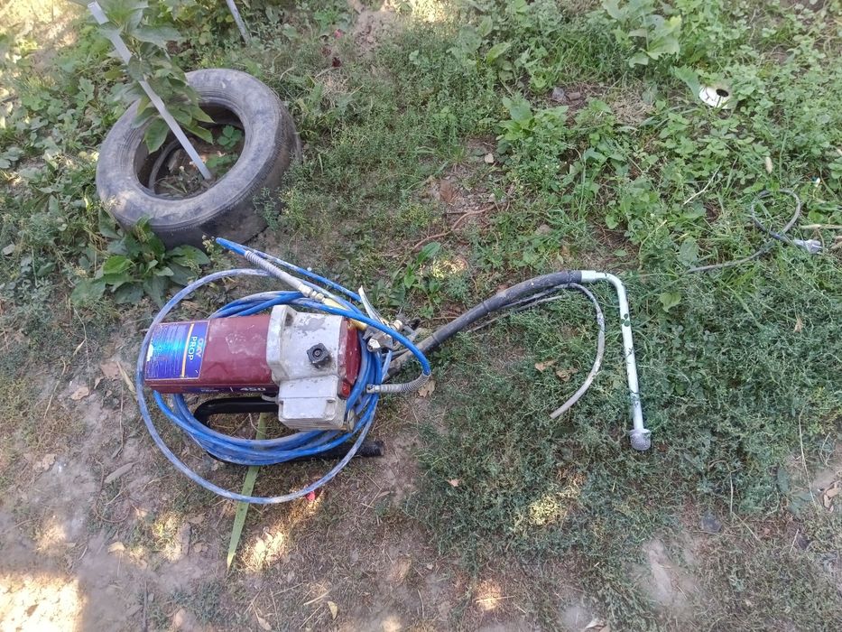 Безвоздушный краскопульт