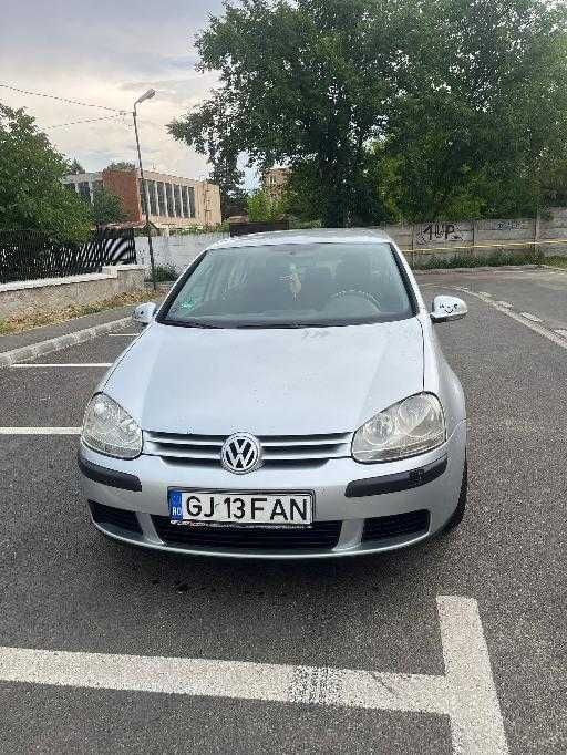 Vând Volkswagen